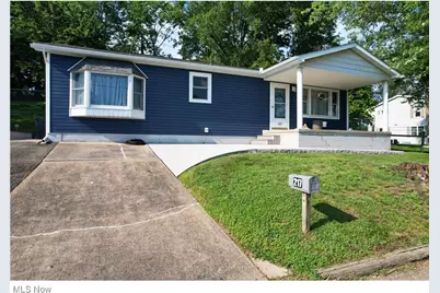 217 Minnich Avenue NE, New Philadelphia, OH 44663 - Photo 1