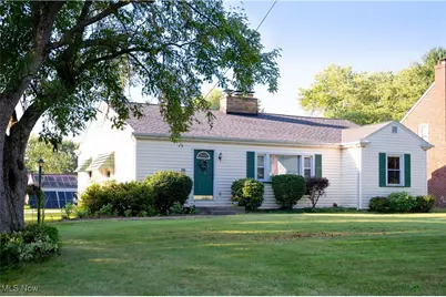 396 Brookfield Avenue, Boardman, OH 44512 - Photo 1