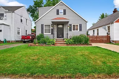 11800 Marne Avenue, Loveland, OH 44111 - Photo 1