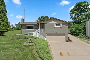 2815 Shepler Church Ave SW, Canton, OH 44706 - Photo 1