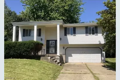 134 California Drive, Elyria, OH 44035 - Photo 1