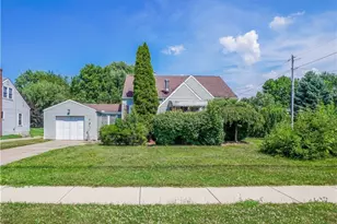 125 Fenton Ave, Mogadore, OH 44260 - Photo 1