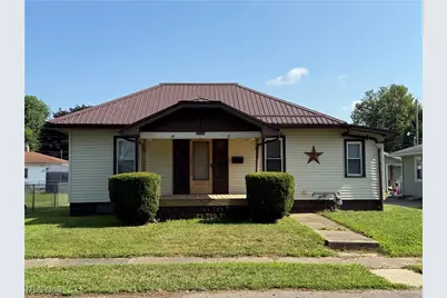 204 E 4th Street, West Lafayette, OH 43845 - Photo 1