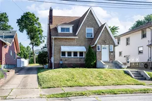 289 E Baird Ave, Barberton, OH 44203 - Photo 1