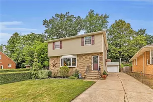 4090 Ridgeview Rd, Loveland, OH 44144 - Photo 1