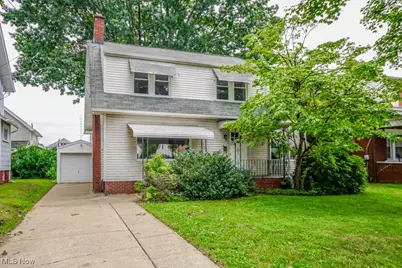 918 Bellflower Avenue SW, Canton, OH 44710 - Photo 1