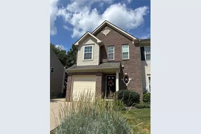 1420 Wellingshire Circle, Cuyahoga Falls, OH 44221 - Photo 1