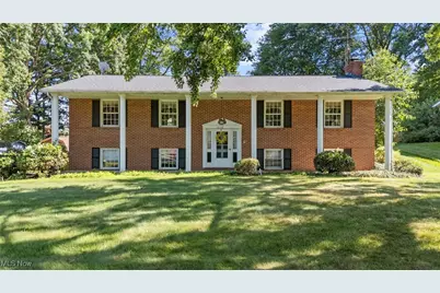 6150 Fernwood Street NW, Canton, OH 44718 - Photo 1