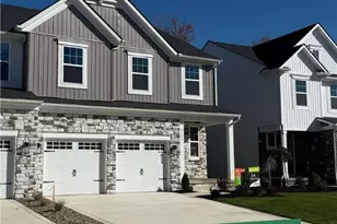 9125 Ledge View Ter, Grandview Heights, OH 44147 - Photo 1