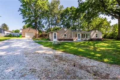 2730 Chelsea Drive, Akron, OH 44312 - Photo 1