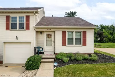 5279 Creekside Boulevard #R21, Brunswick, OH 44212 - Photo 1