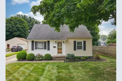87 Holcomb Avenue, Mogadore, OH 44260 - Photo 1
