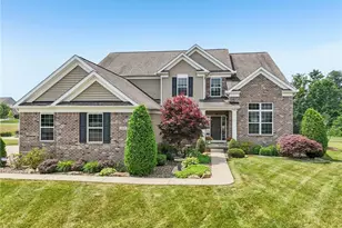 685 Shannon Pl, Aurora, OH 44202 - Photo 1