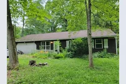 18620 Shaw Road, Chagrin Falls, OH 44023 - Photo 1