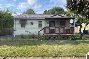 1134 Kenilworth Ave, Coshocton, OH 43812 - Photo 1