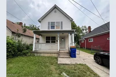 9601 Elizabeth Avenue, Loveland, OH 44105 - Photo 1