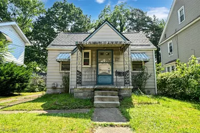 1051 Murray Avenue, Akron, OH 44310 - Photo 1