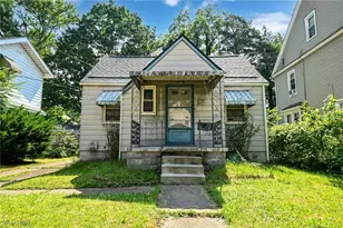 1051 Murray Ave, Akron, OH 44310 - Photo 1