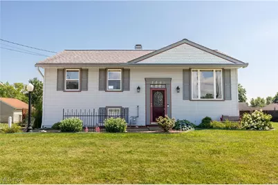 2201 Rhode Island Avenue SE, Massillon, OH 44646 - Photo 1