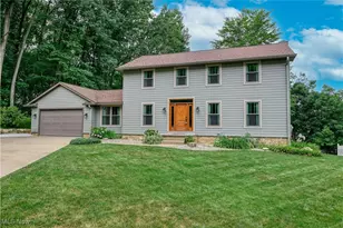 5835 Garth Cir NW, Canton, OH 44718 - Photo 1