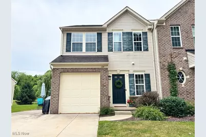 1314 Wellingshire Circle, Cuyahoga Falls, OH 44221 - Photo 1