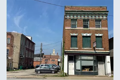 17 N 7th Street, Zanesville, OH 43701 - Photo 1