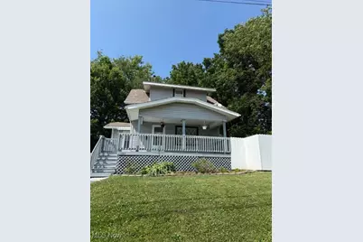 1055 Iona Avenue, Akron, OH 44314 - Photo 1
