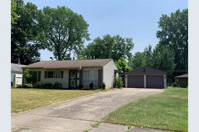 2922 Eastlawn Street, Lorain, OH 44052 - Photo 1