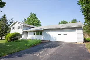 9195 Cheyenne Run, Macedonia, OH 44056 - Photo 1