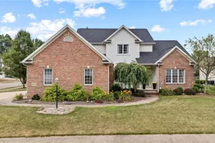 6580 Donelson Circle Northwest, Canton, OH 44708 - Photo 1