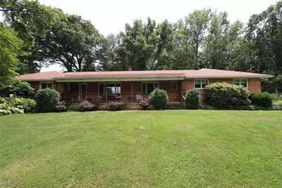 652 S Sheraton Drive, Akron, OH 44319 - Photo 1