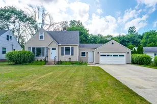 6580 Crossview Rd, Green Hills, OH 44131 - Photo 1