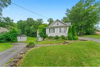 42 S Four Mile Run Road, Youngstown, OH 44515 - Photo 1