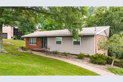 30 N Hills Drive, Parkersburg, WV 26104 - Photo 1