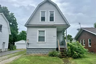 993 Concord Ave, Akron, OH 44306 - Photo 1