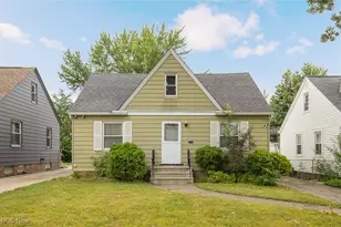 12208 Kensington Ave, Loveland, OH 44111 - Photo 1