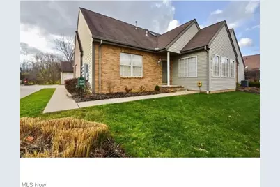 1527 Cambridge Avenue SW, North Canton, OH 44709 - Photo 1