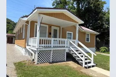 627 Schaum Avenue, Zanesville, OH 43701 - Photo 1