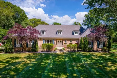 2121 Stockbridge Road, Akron, OH 44313 - Photo 1