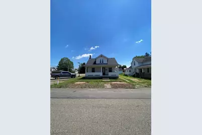 116 S Oak Street, West Lafayette, OH 43845 - Photo 1