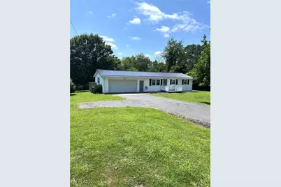 275 Fox Creek Road, New Concord, OH 43762 - Photo 1