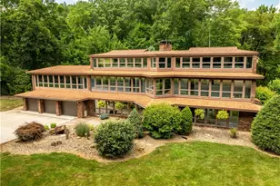 2711 S Cleveland Massillon Rd, Norton, OH 44203 - Photo 1