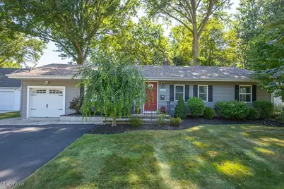 8223 Eastmoor Road, Mentor, OH 44060 - Photo 1