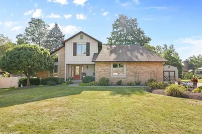 5046 Parkhaven Avenue NE, Canton, OH 44705 - Photo 1