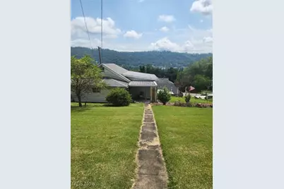 1504 N 9th Street, Martins Ferry, OH 43935 - Photo 1