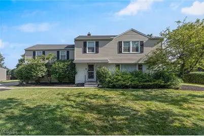 24735 Penshurst Drive, Beachwood, OH 44122 - Photo 1