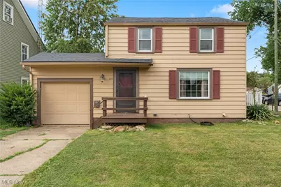 325 Lincoln Avenue, Louisville, OH 44641 - Photo 1