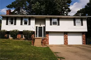 4402 Northview Ave NW, Canton, OH 44709 - Photo 1