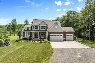 4938 Everett Rd, Akron, OH 44333 - Photo 1