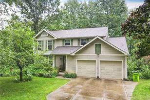 1471 Newport Dr, Macedonia, OH 44056 - Photo 1